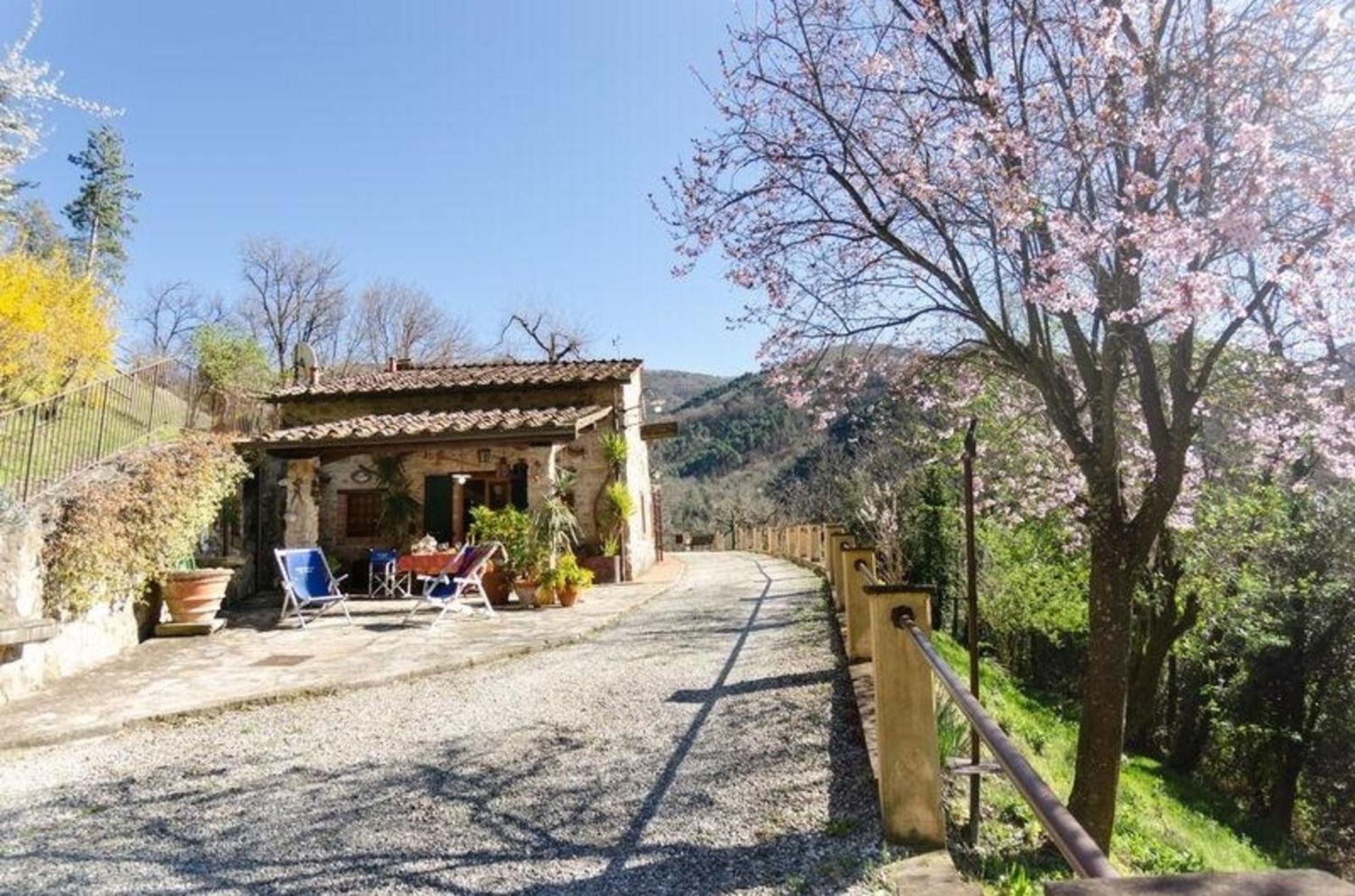 Vila Ferienhaus Mit Privatpool Fuer 4 Personen Ca 50 Qm In Carignano Di Lucca, Toskana Provinz Lucca Exteriér fotografie